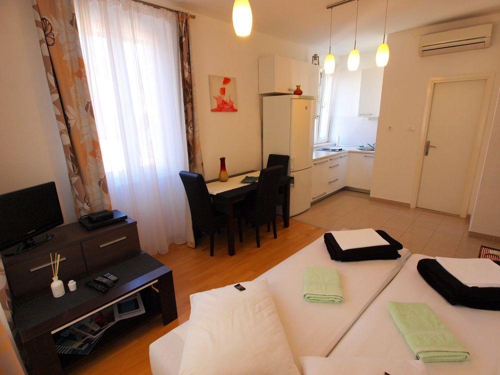 Apartments Gajeta Split Luaran gambar