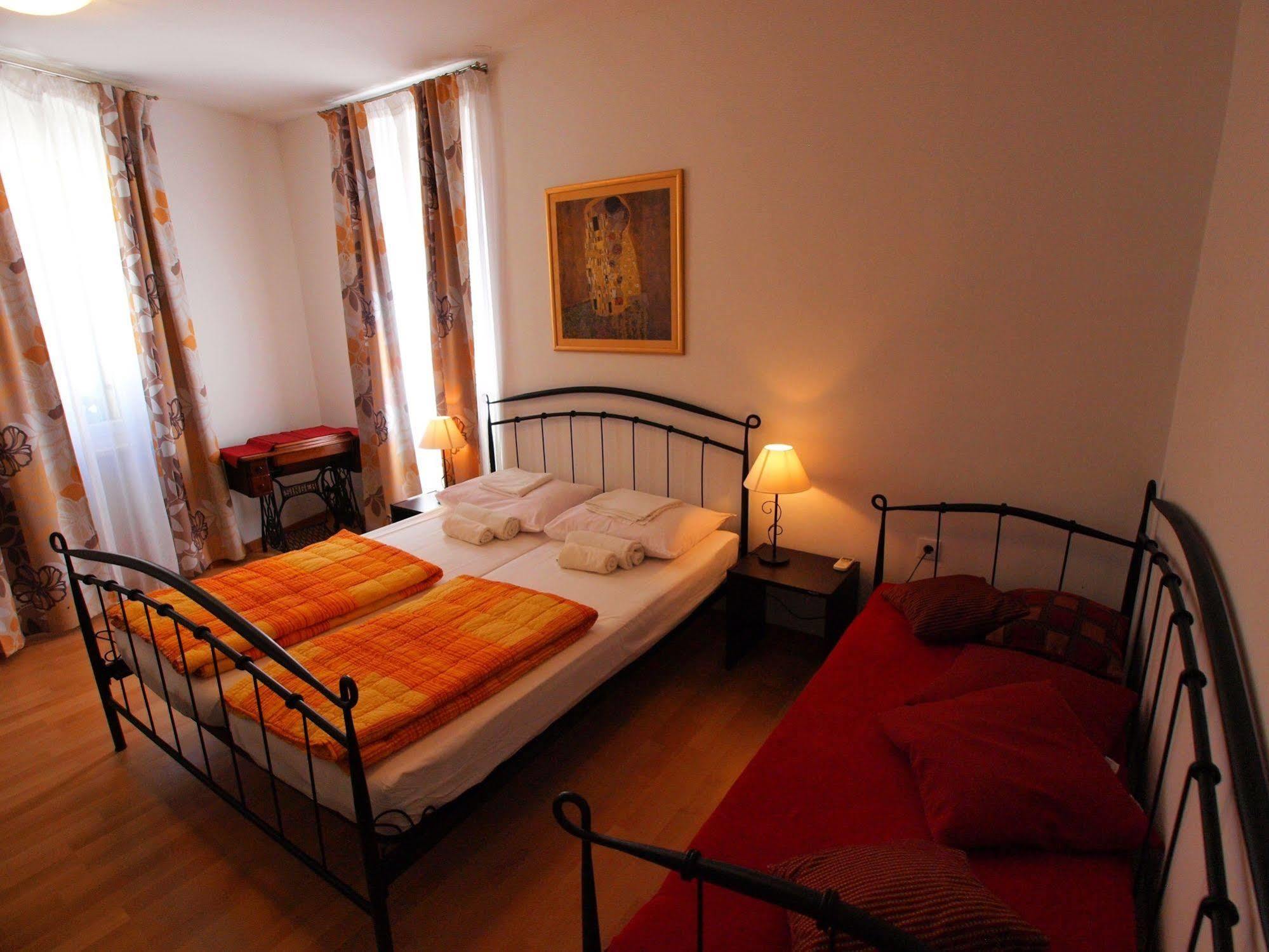 Apartments Gajeta Split Luaran gambar